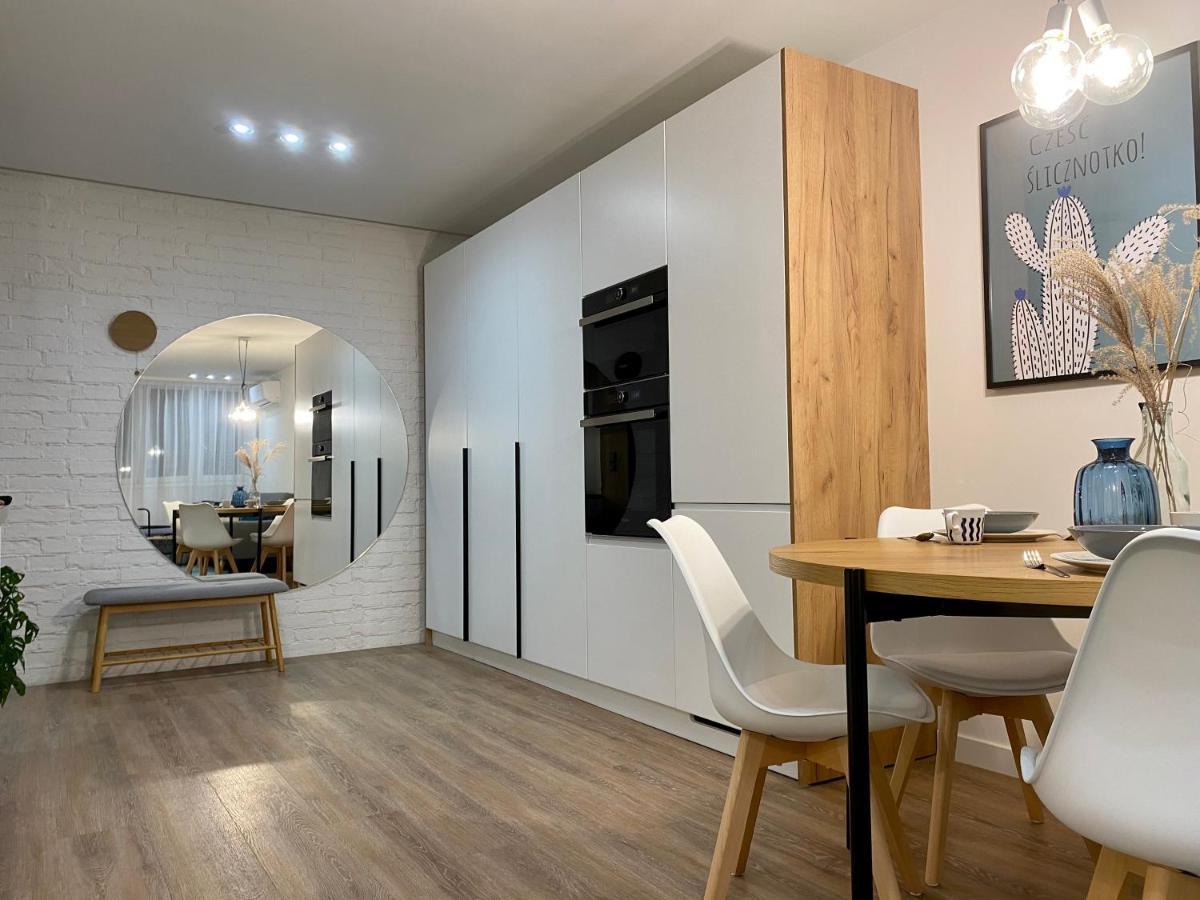 IX Pietro - 9Th Floor Apartment In 卡托维兹 外观 照片